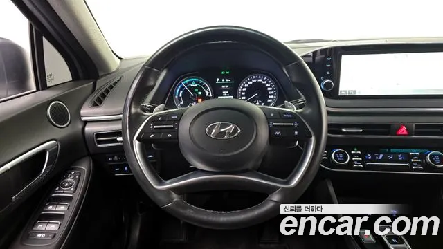 Hyundai Sonata 2023 — фото 13