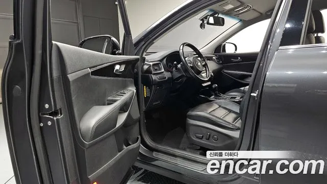 Kia Sorento 2015 — фото 10