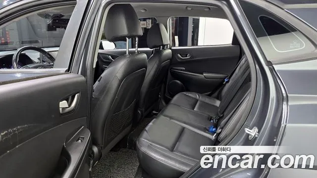 Hyundai Kona 2018 — фото 12