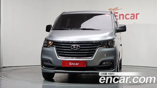 Hyundai Starex 2019 — фото 3