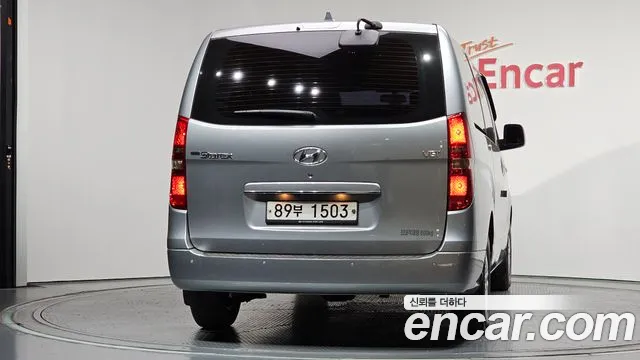 Hyundai Starex 2019 — фото 4