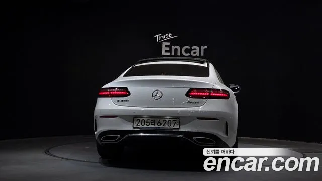 Mercedes-Benz E-Class 2021 — фото 4