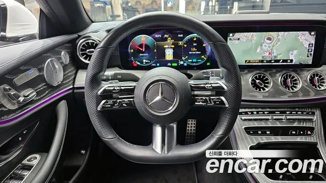 Mercedes-Benz E-Class 2021 — фото 19