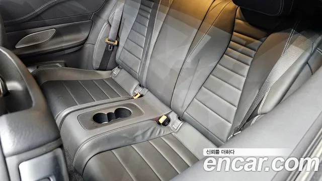 Mercedes-Benz E-Class 2021 — фото 16