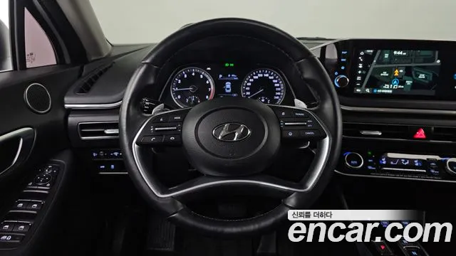 Hyundai Sonata 2021 — фото 12