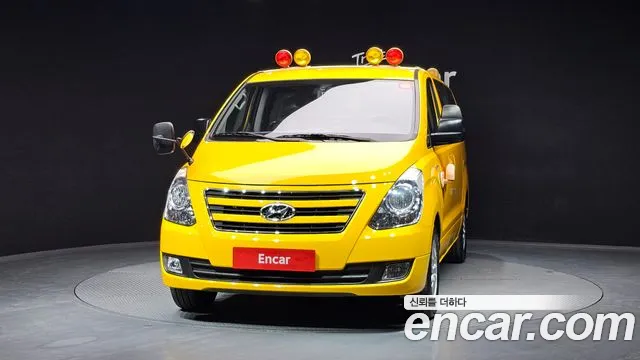 Hyundai Starex 2017 — фото 3
