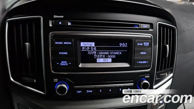 Hyundai Starex 2017 — фото 20
