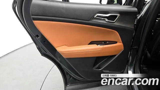 Kia Sportage 2024 — фото 15