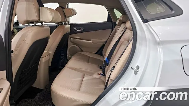 Hyundai Kona 2020 — фото 13