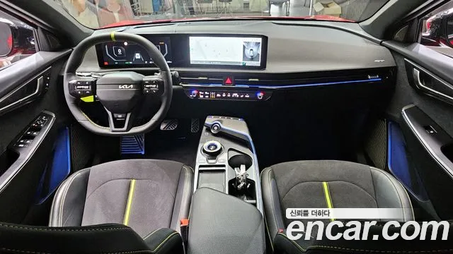 Kia EV6 2025 — фото 10