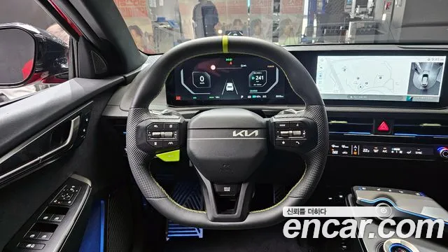 Kia EV6 2025 — фото 19