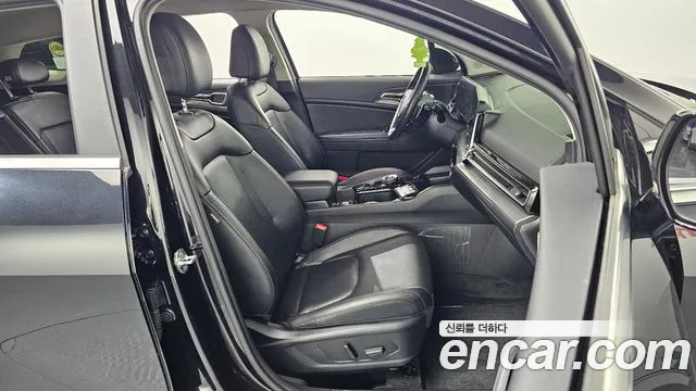 Kia Sportage 2022 — фото 16
