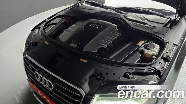 Audi A8 2015 — фото 6