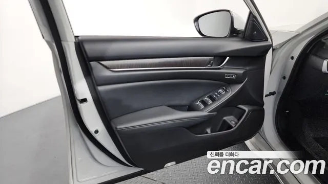 Honda Accord 2021 — фото 14