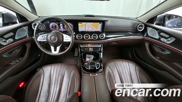 Mercedes-Benz CLS-Class 2019 — фото 10