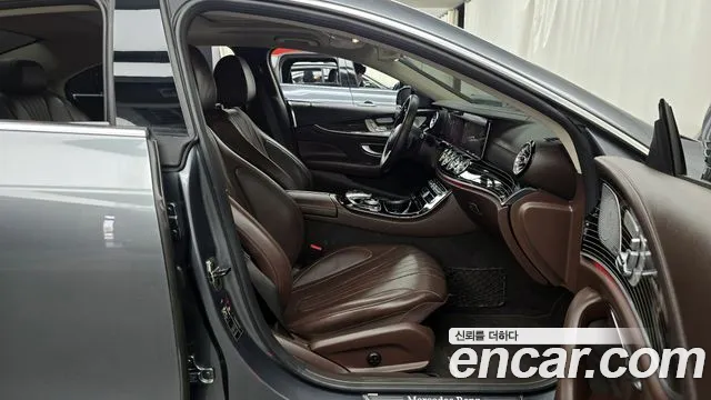 Mercedes-Benz CLS-Class 2019 — фото 17