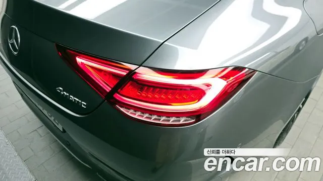 Mercedes-Benz CLS-Class 2019 — фото 9