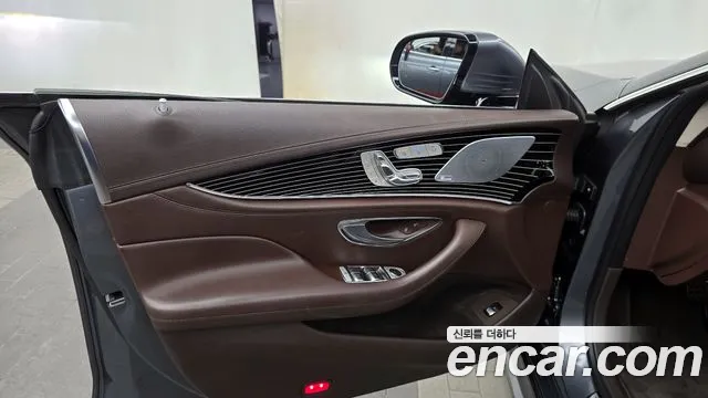 Mercedes-Benz CLS-Class 2019 — фото 14