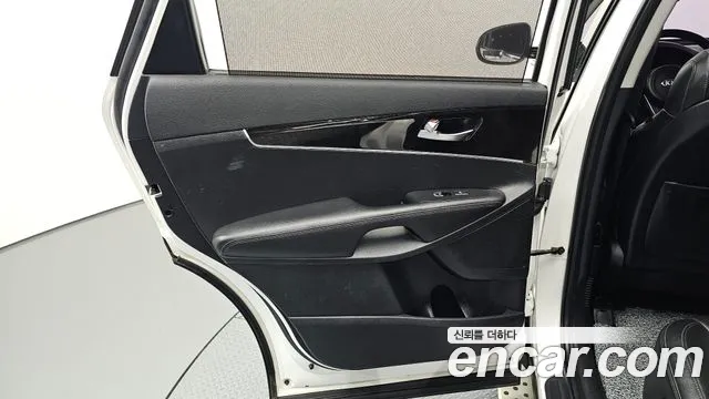 Kia Sorento 2015 — фото 15