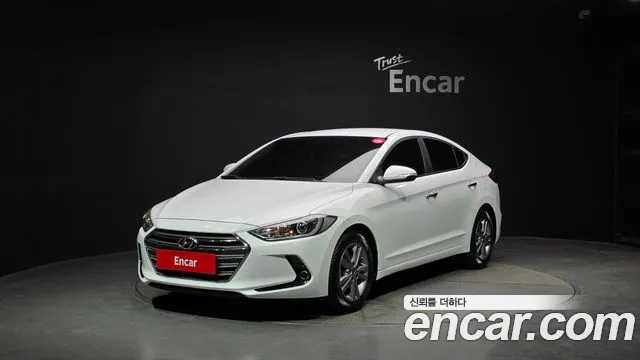 Hyundai AVANTE 2017 — фото 1