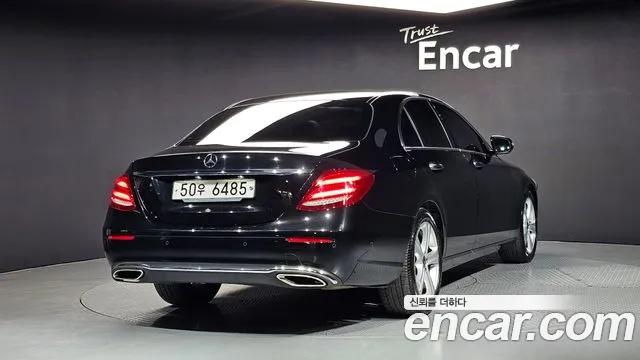 Mercedes-Benz E-Class 2018 — фото 2