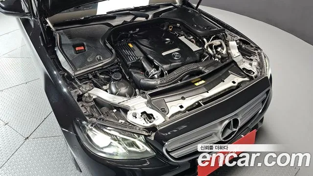 Mercedes-Benz E-Class 2018 — фото 6