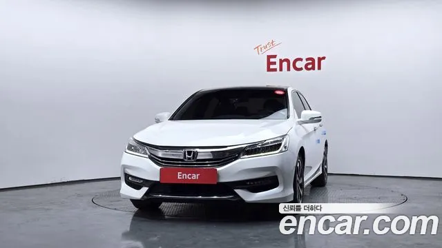 Honda Accord 2017 — фото 3