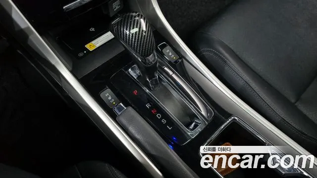 Honda Accord 2017 — фото 9