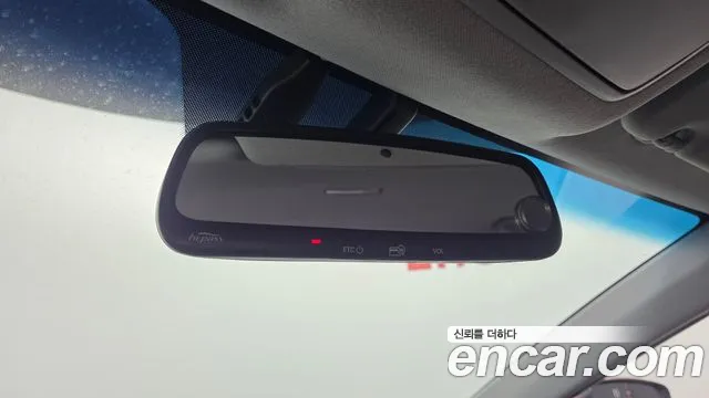 Hyundai AVANTE 2016 — фото 19