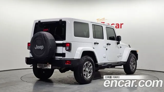 Jeep Wrangler 2017 — фото 2