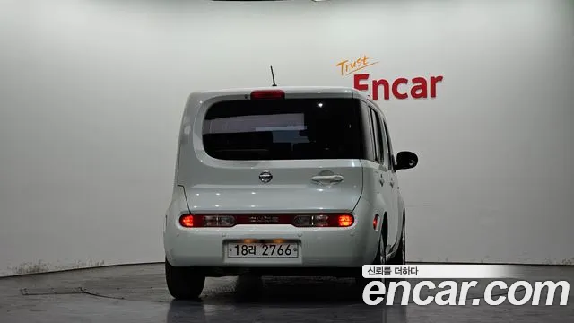 Nissan Cube 2011 — фото 4