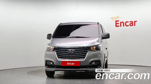 Hyundai Starex 2021 — фото 3