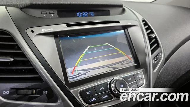 Hyundai AVANTE 2014 — фото 15