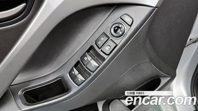 Hyundai AVANTE 2014 — фото 18