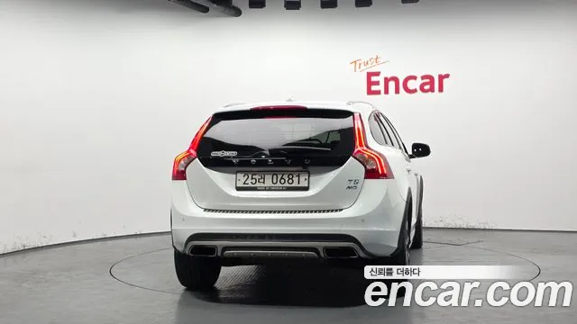 Volvo V60 2016 — фото 4