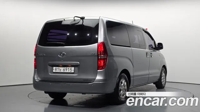 Hyundai Starex 2015 — фото 2