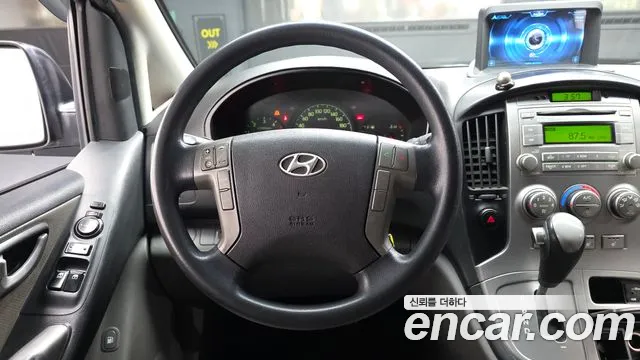 Hyundai Starex 2015 — фото 13