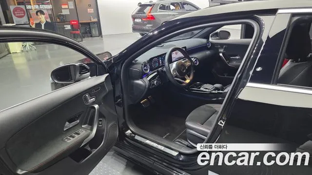 Mercedes-Benz A-Class 2020 — фото 10