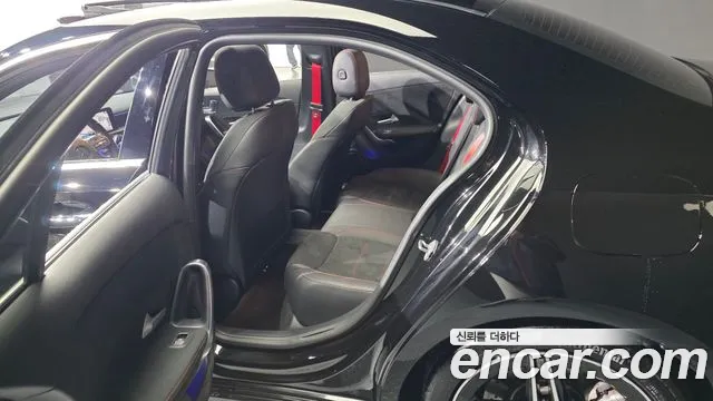 Mercedes-Benz A-Class 2020 — фото 11