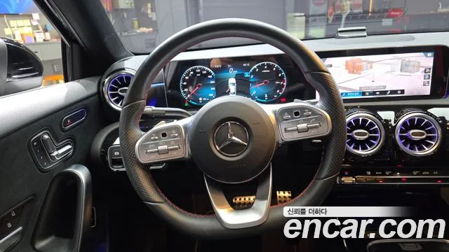 Mercedes-Benz A-Class 2020 — фото 13