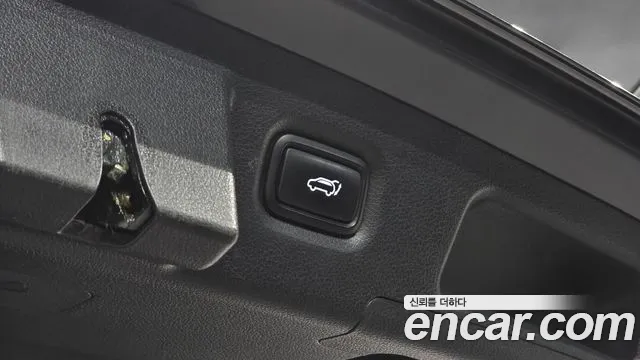 Hyundai Santafe 2019 — фото 20