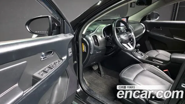 Kia Sportage 2012 — фото 13