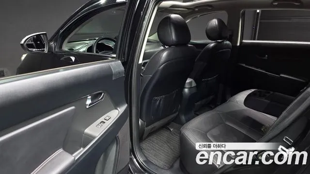Kia Sportage 2012 — фото 18