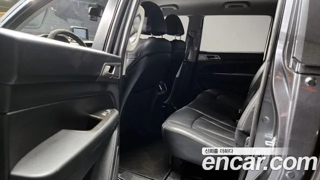 KG_Mobility_Ssangyong Rexton 2018 — фото 12