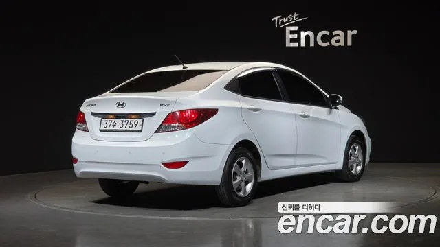 Hyundai Accent 2014 — фото 2
