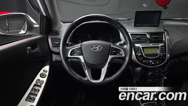 Hyundai Accent 2014 — фото 13