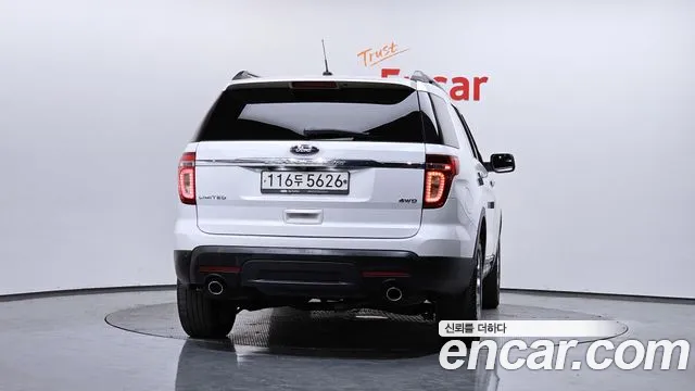 Ford Explorer 2014 — фото 4