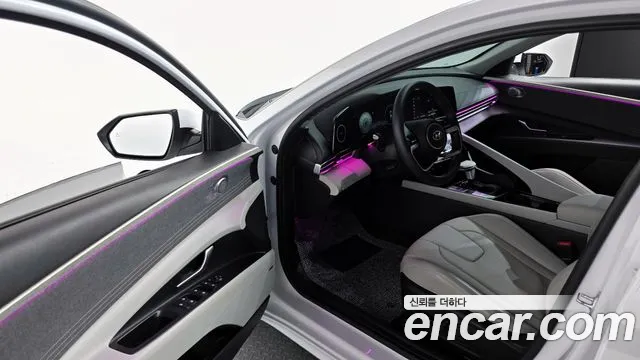 Hyundai AVANTE 2021 — фото 11