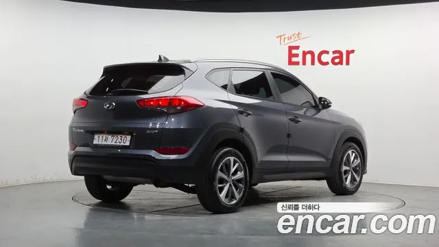 Hyundai Tucson 2016 — фото 2