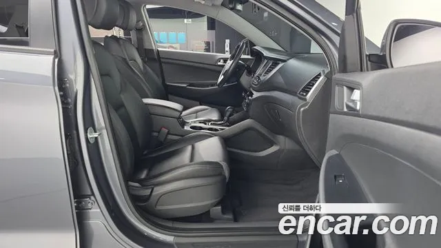 Hyundai Tucson 2016 — фото 17